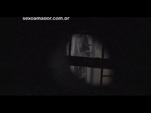 ❤️ Blondie és gravada en secret per un voyeur del barri amagat darrere de maons buits ❤️ Porno fb al ca.sitevox.top
